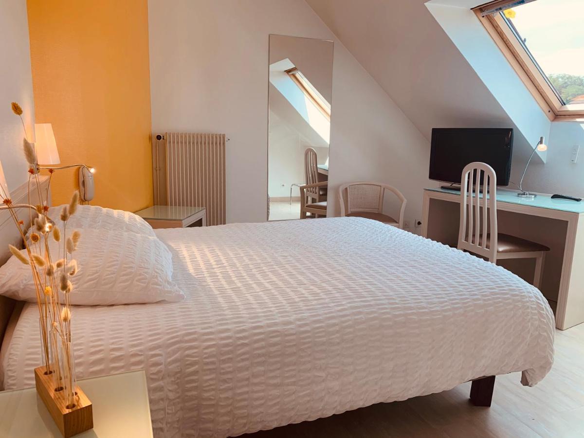 Logis Hotel Restaurant Au Lion Rouge Bartenheim Zewnętrze zdjęcie